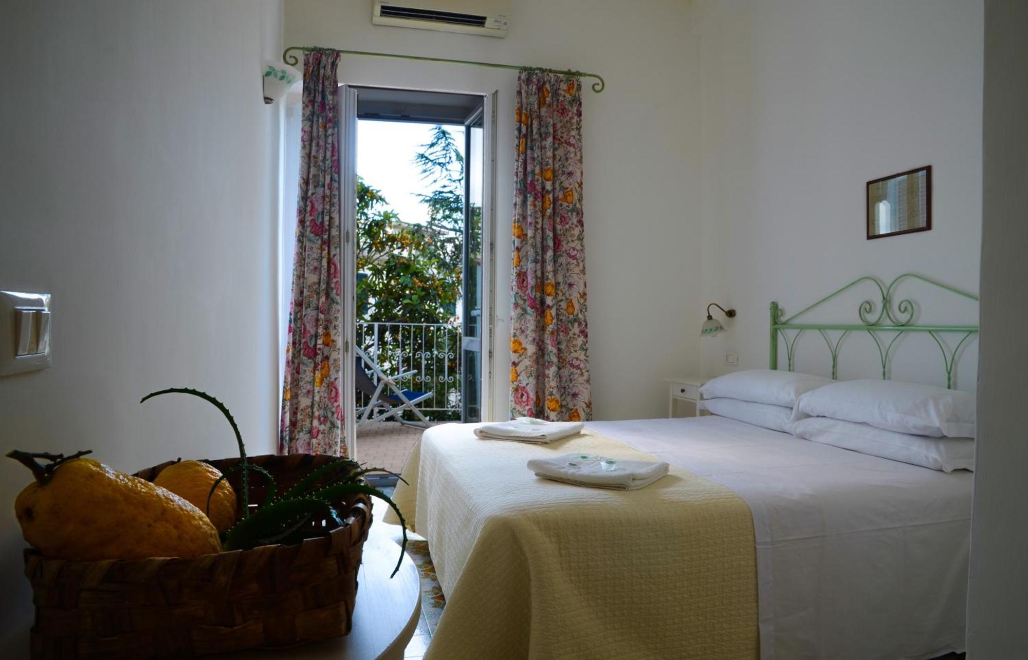 Hotel Europa Ischia Zewnętrze zdjęcie